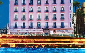 فندق باراديس إن لو متروبول